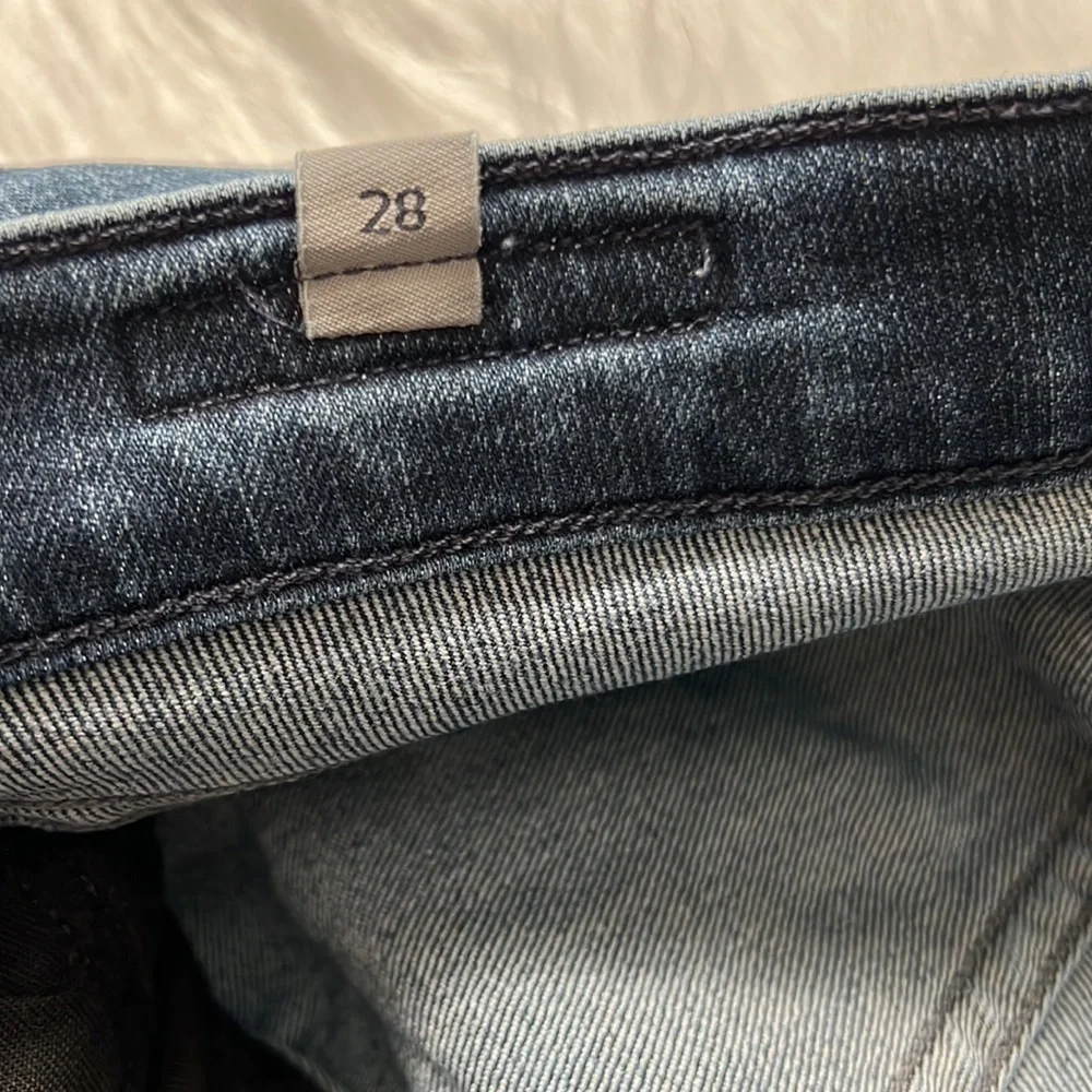 Citizen of Humanity- Arielle mid rise slim size 28 - Picture 6 of 9